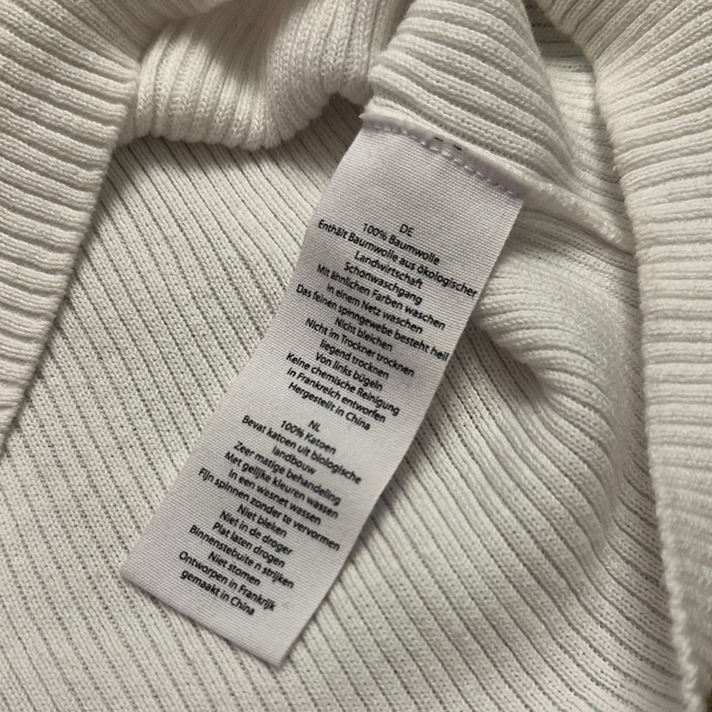 Cute White Ribbed Button-Detail Top - Picture 8 of 10